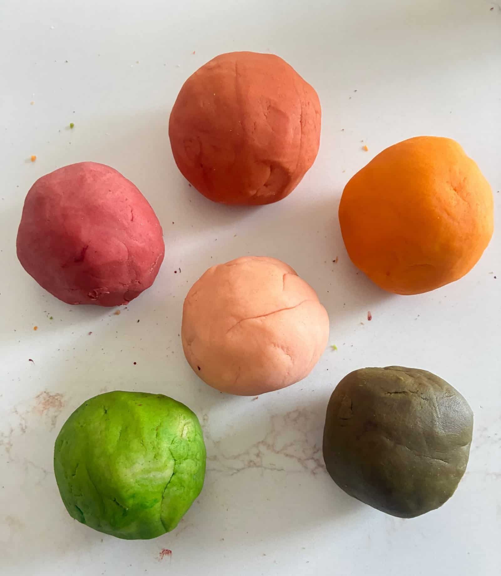 Fall Scented play dough img 7984